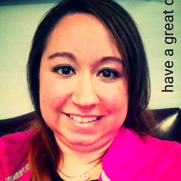 Meet your Posher, Tracey - Picture 1 of 1